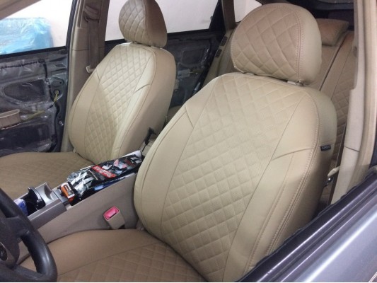 Авточехлы на Toyota Prius Авточехлы на Toyota Prius