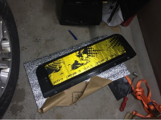 Шумоизоляция пола, арок, дверей и багажника